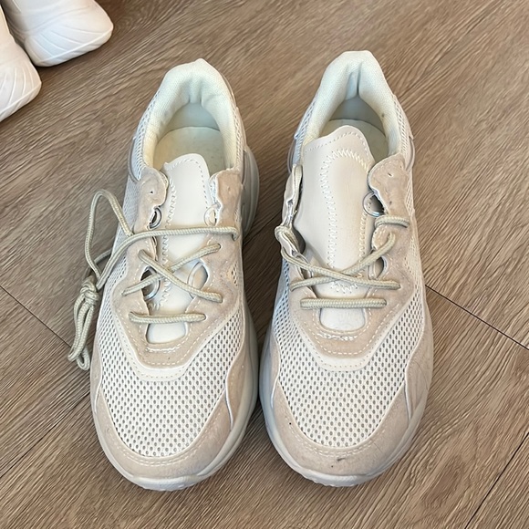 NastyGal Neutral Chunky Sneakers - Picture 1 of 3